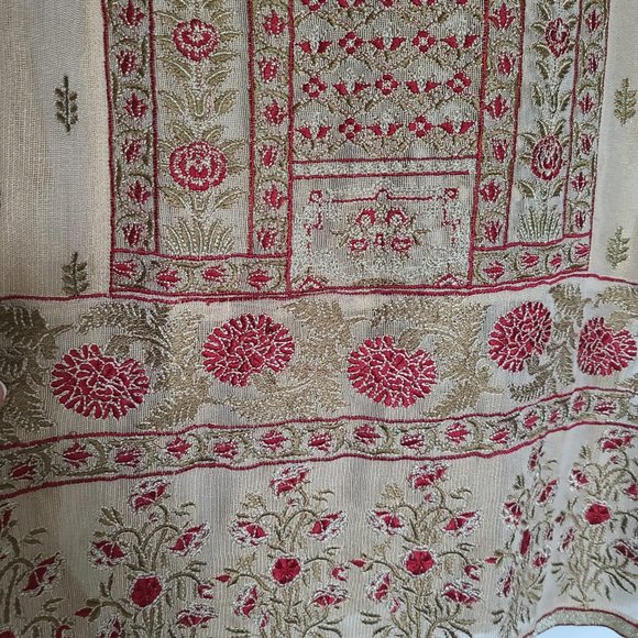 Small Beechtree desi suit - Picture 2 of 2